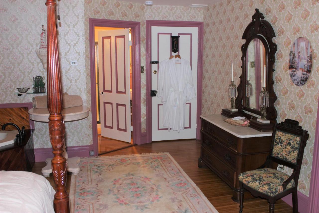 Bed & Breakfast Carriage Stop
